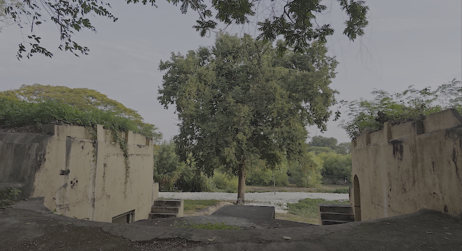 The fort and a view from one of the gun emplacements, cleaned and repainted / author